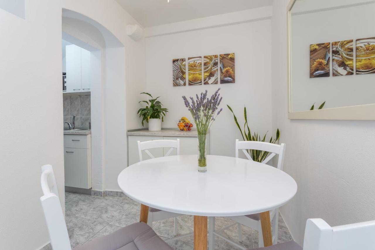 Apartment Petric Хвар Екстериор снимка