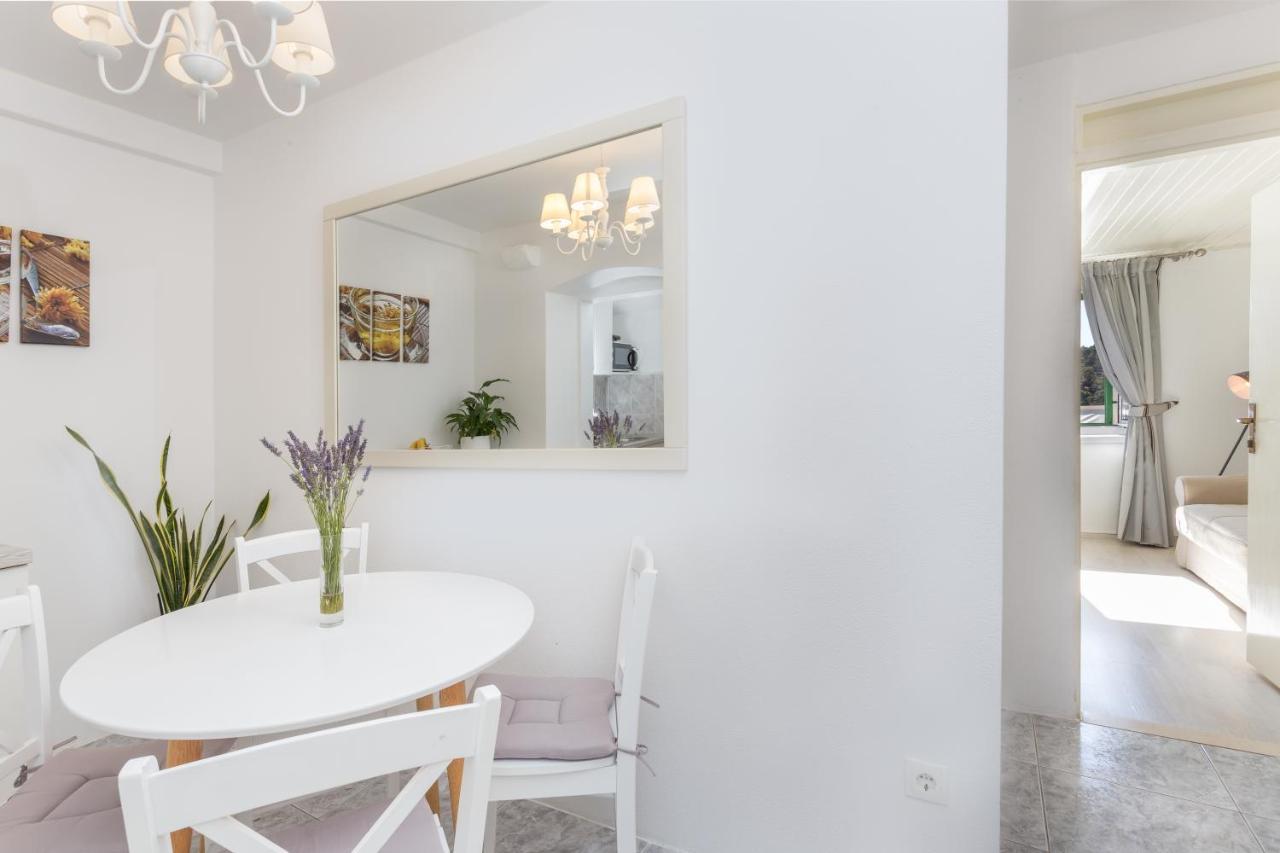 Apartment Petric Хвар Екстериор снимка