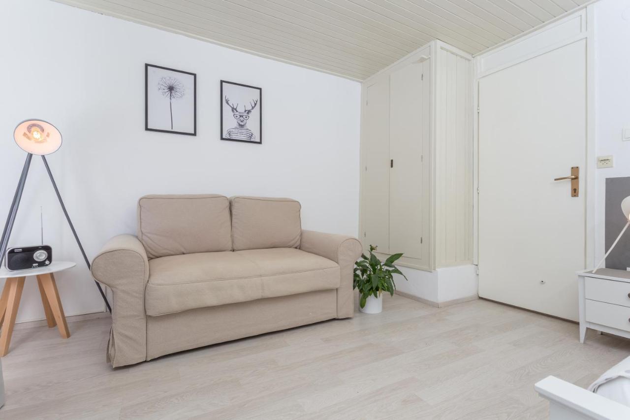 Apartment Petric Хвар Екстериор снимка